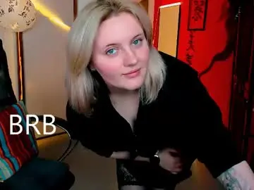 Chaturbate Live Sex Cam of katybriggs