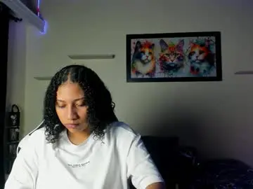 Chaturbate Live Porn of meredit_cristi23