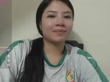 Chaturbate Nude Webcam of mia_girl07