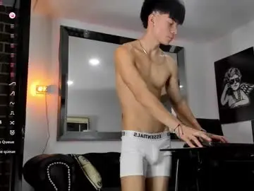 Chaturbate Watch Live Sex Cams of pretur_crubaa