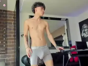 Chaturbate Adult Webcams of pretur_crubaa