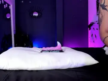 Chaturbate Adult Video Chat of ravenwitch_