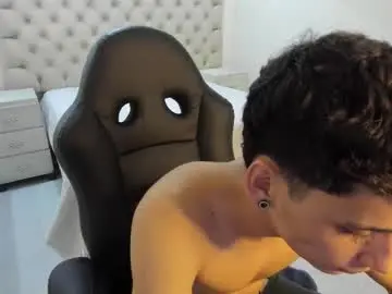 Chaturbate Free Live Porn of jhoanleandro