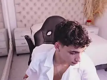 Chaturbate Live Sex Cam of jhoanleandro