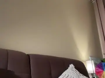 Chaturbate Live Sex Cam of wanda_robinson