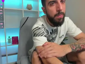 Chaturbate Nude Webcam of zeyn_edwards
