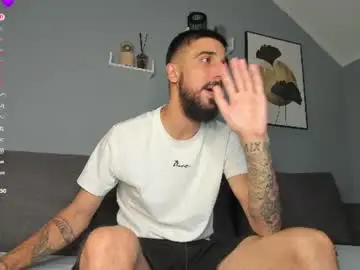 Chaturbate Live Porn of zeyn_edwards