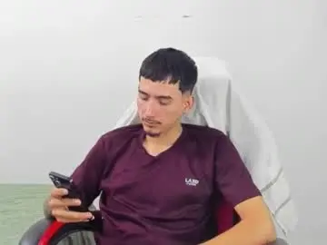 Chaturbate Live Porn of daniel_443