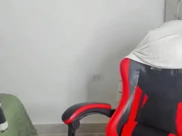 Chaturbate Adult Webcam of daniel_443