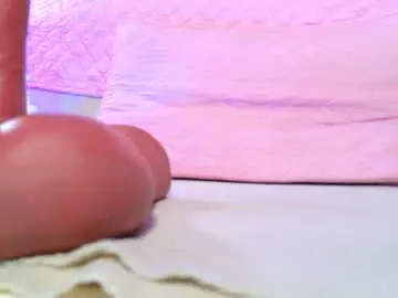 Chaturbate Live Sex Cam of muriel_belovv