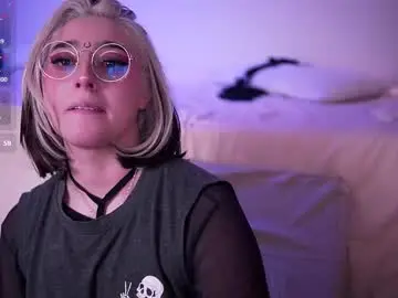 Chaturbate Nude Webcam of gabyrose9