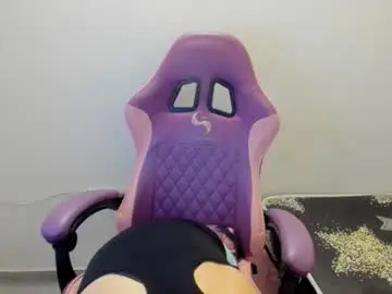 Chaturbate Adult Video Chat of shy_luna18