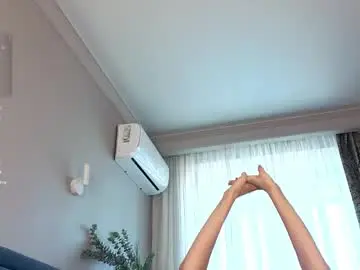 Chaturbate Sex Cam of adeles_vibes