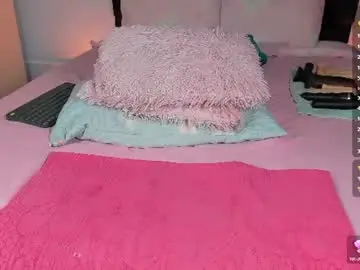 Chaturbate Live Sex Cam of alien_universe