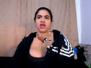 Chaturbate Sex Cam of honeypussy3021