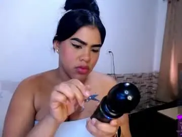 Chaturbate Best live sex cam show of honeypussy3021