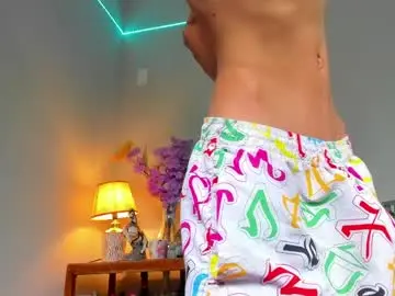 Chaturbate Live Porn of lucian_davii