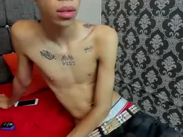 Chaturbate Live Porn of zack_horny19