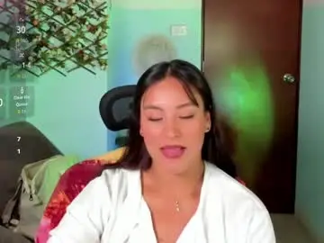 Chaturbate Live Sex Cam of kenndal_smith