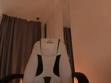 Chaturbate Nude Webcam of lil_stephanie