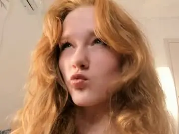 Chaturbate Live Sex Cam of silkencrave