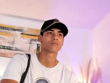 Chaturbate Sex Chat of zander_2120