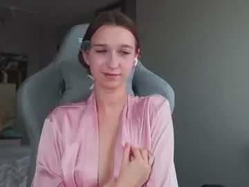 Chaturbate Nude Webcam of alisaa_01