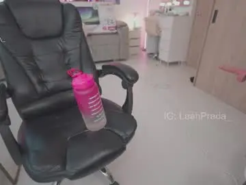 Chaturbate Live Sex of leahprada_