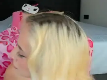 Chaturbate Watch Live Sex Cams of mazekyn