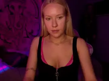 Chaturbate Adult Video Chat of pureeangel