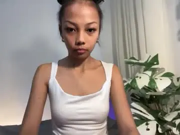 Chaturbate Sex Cam of mahallia_