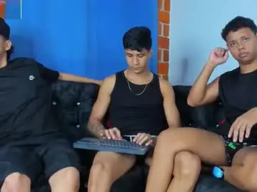 Chaturbate Adult Webcam of robertmiller21