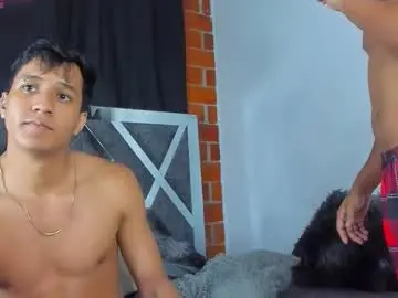 Chaturbate Best live sex cam show of robertmiller21