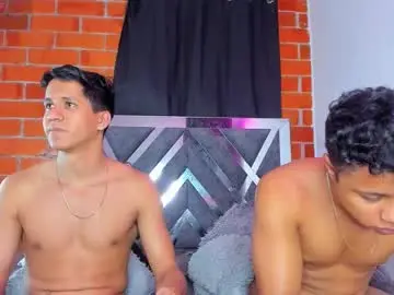 Chaturbate Free Porn Cam of robertmiller21