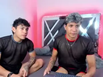 Chaturbate Sex Cam of robertmiller21
