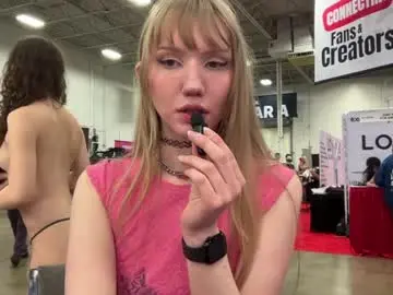 Chaturbate Live Sex Cam of eve003300