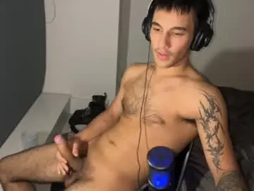 Chaturbate Best live sex cam show of native_boy2