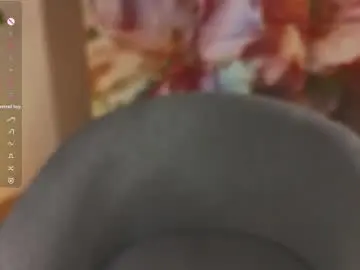 Chaturbate Live Sex Cam of odelyncure