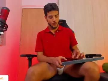 Chaturbate Live Sex Cam of alex_lord_