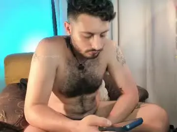 Chaturbate Best live sex cam show of axel_giracr