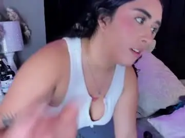 Chaturbate Free Porn Cam of isaxcurves