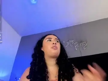 Chaturbate Sex Chat of isaxcurves