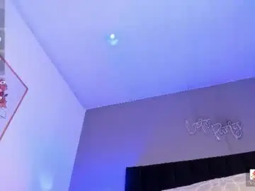 Chaturbate Free Porn Cam of isaxcurves