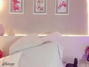 Chaturbate Watch Live Sex Cams of roxannegomez_