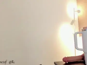 Chaturbate Free Live Porn of roxannegomez_