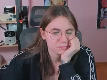 Chaturbate Free Porn Cam of _lovelylove_