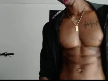 Chaturbate Live Sex of drake_brown_23