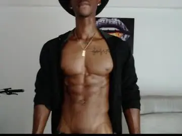 Chaturbate Live Sex Cam of drake_brown_23