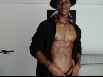 Chaturbate Live Sex Cam of drake_brown_23