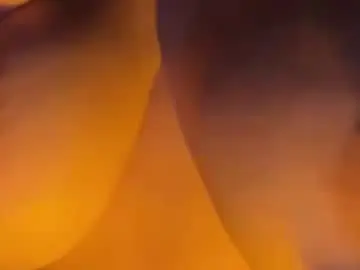 Chaturbate Live Sex Cam of guadalupe21_